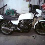 Kawasaki z1000j