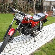Honda CB 250 RS