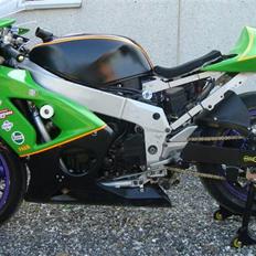 Kawasaki zxr750 Bane 