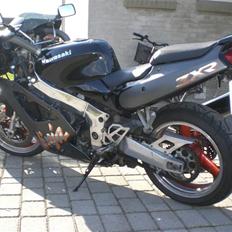 Kawasaki ZXR 750