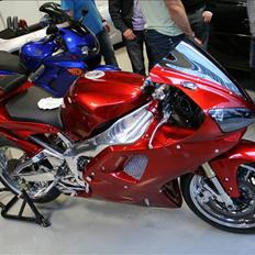 Yamaha YZF R1 "US Custom"