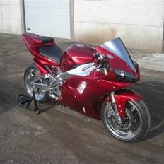 Yamaha YZF R1 "US Custom"