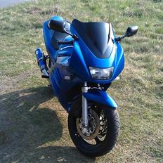 Suzuki RF 600 R "Solgt"