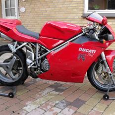 Ducati 748 strada
