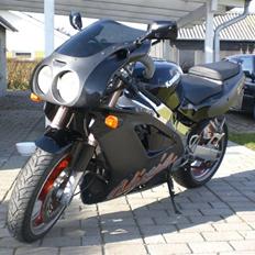 Kawasaki ZXR 750