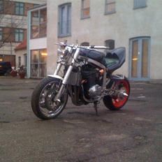 Suzuki GSX Streetfighter projekt