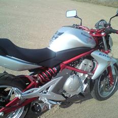 Kawasaki ER 6N