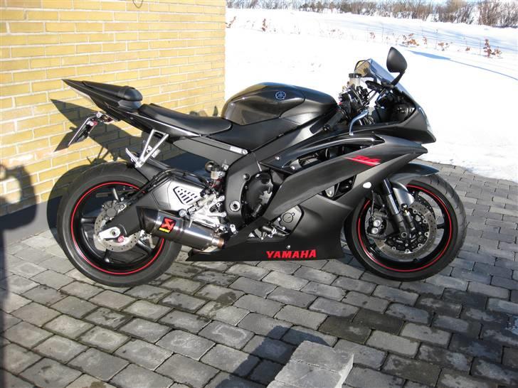 Yamaha YZF R6 - Solgt billede 1