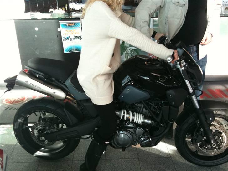 Yamaha MT-03 *SOLGT* billede 4