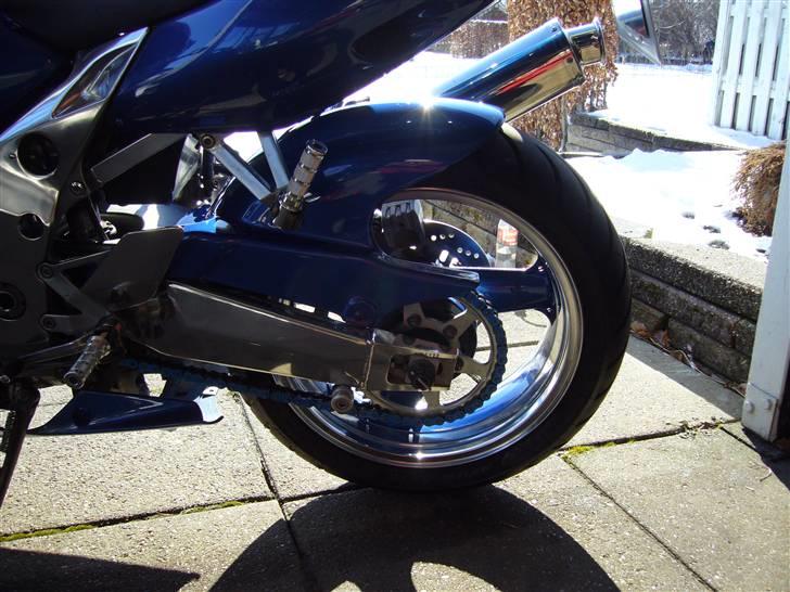 Kawasaki zx9r (solgt) billede 14