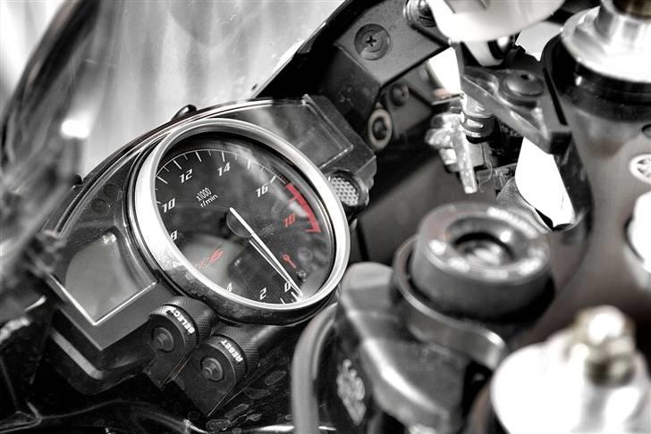 Yamaha R6 **Solgt** :( billede 3