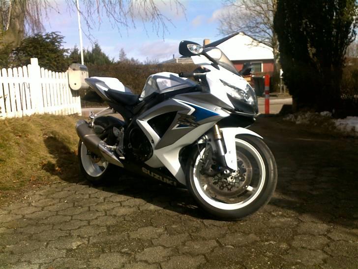 Suzuki GSXR 600 - SOLGT billede 6
