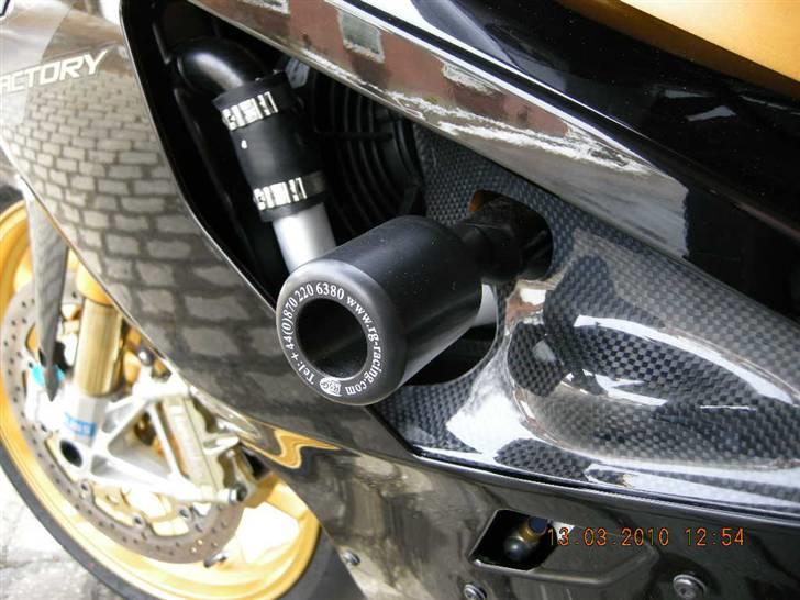 Aprilia RSV 1000 R FACTORY billede 9