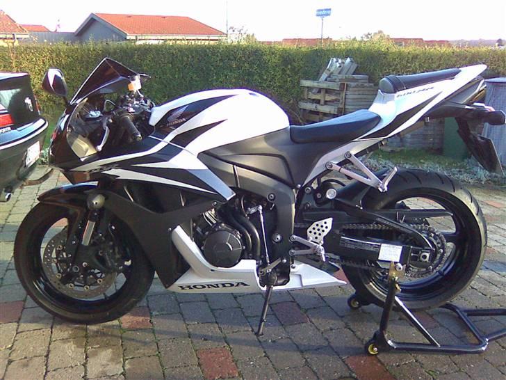 Honda CBR 600rr billede 2