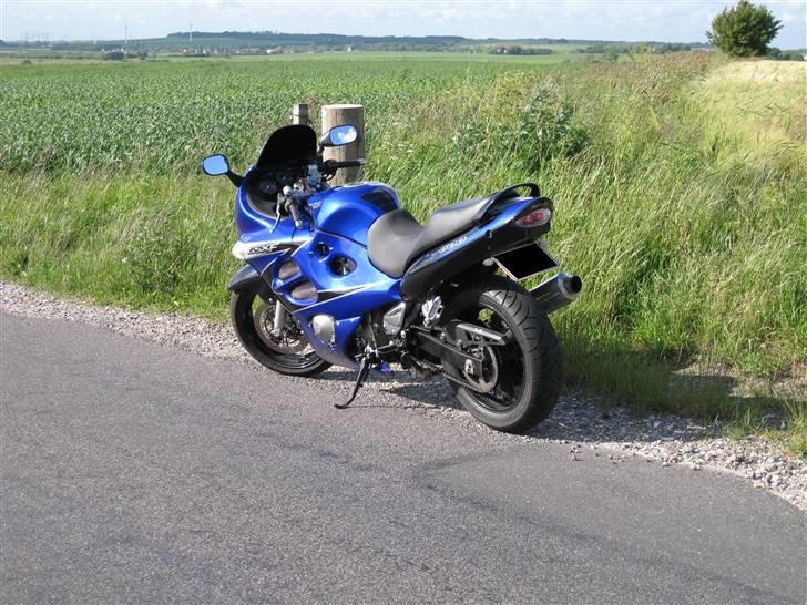 Suzuki GSX 600F - Fra en dejlig lille køretur sidste sommer på en lækker solskinsdag billede 4