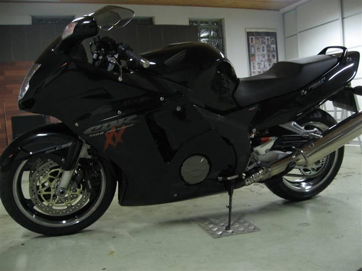 Honda Blackbird - Forgaffel + fælgkanter poleret (2010) billede 6