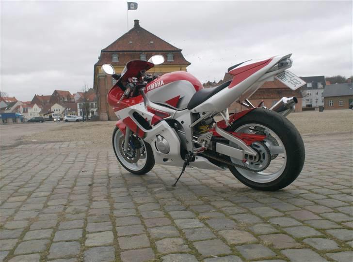 Yamaha YZF R6 *DØD* billede 2