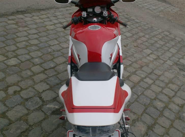 Yamaha YZF R6 *DØD* billede 8