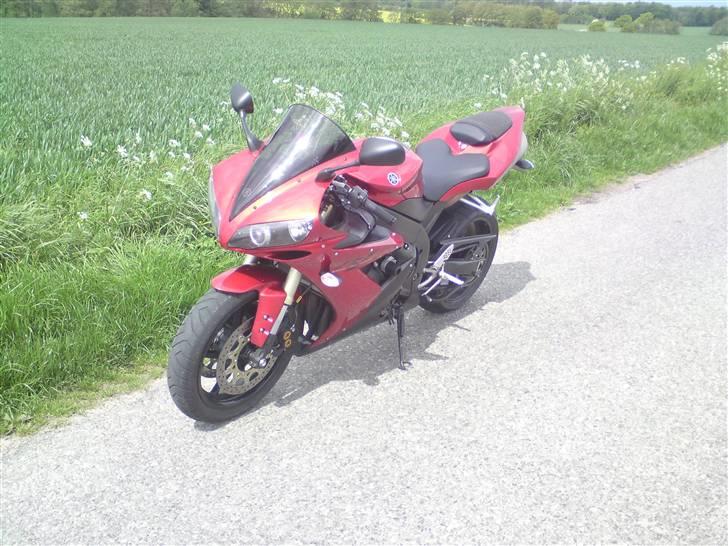 Yamaha YZF-R1 billede 2
