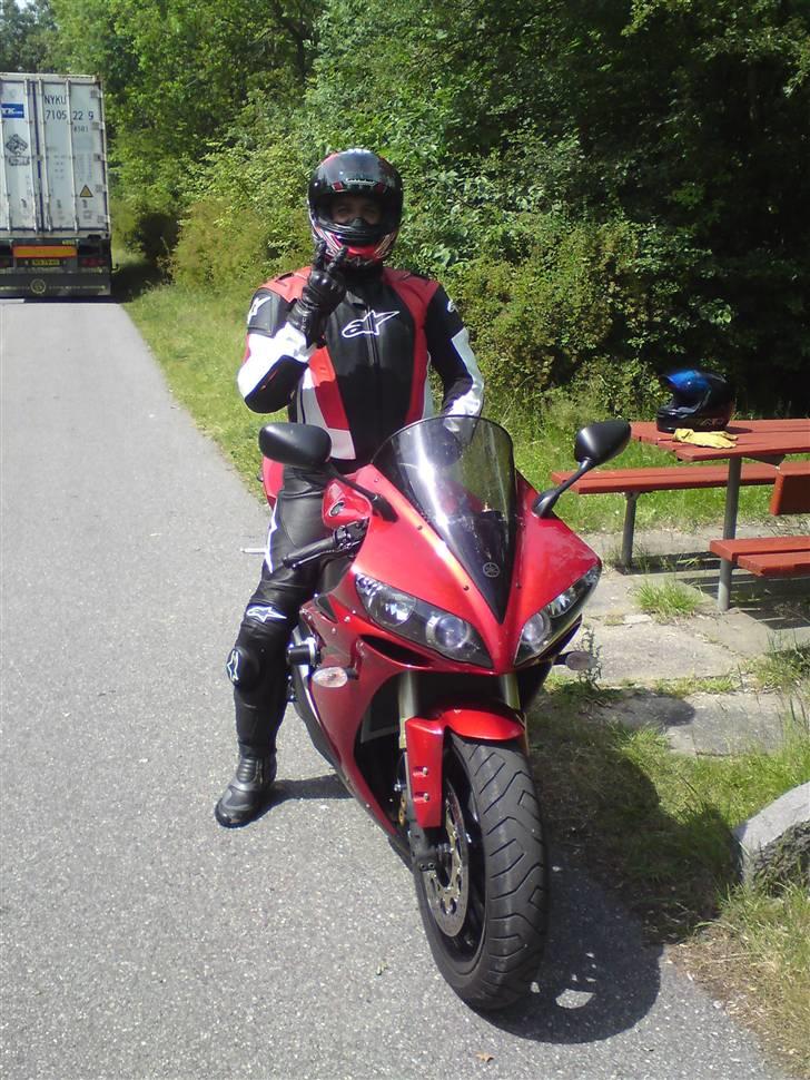 Yamaha YZF-R1 billede 3