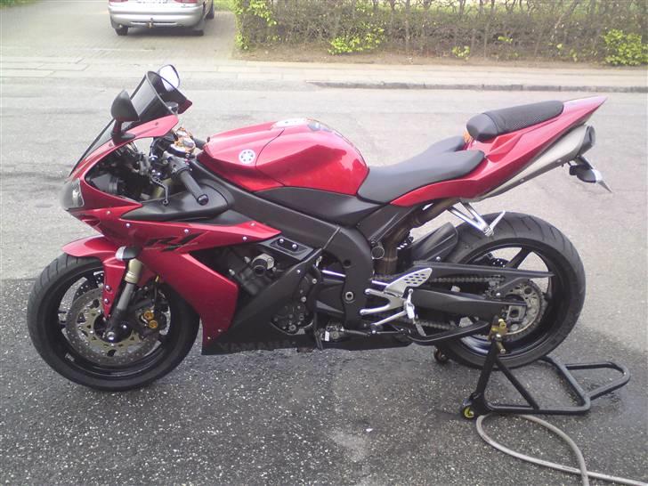 Yamaha YZF-R1 billede 7