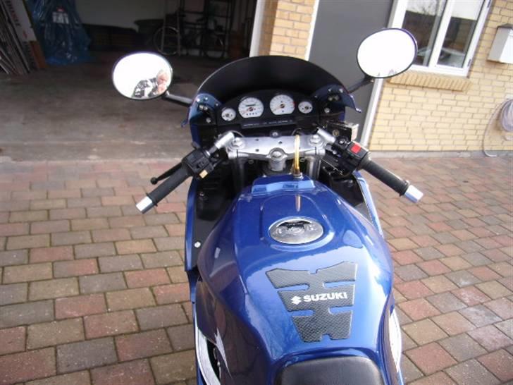 Suzuki gsx r (solgt) billede 7