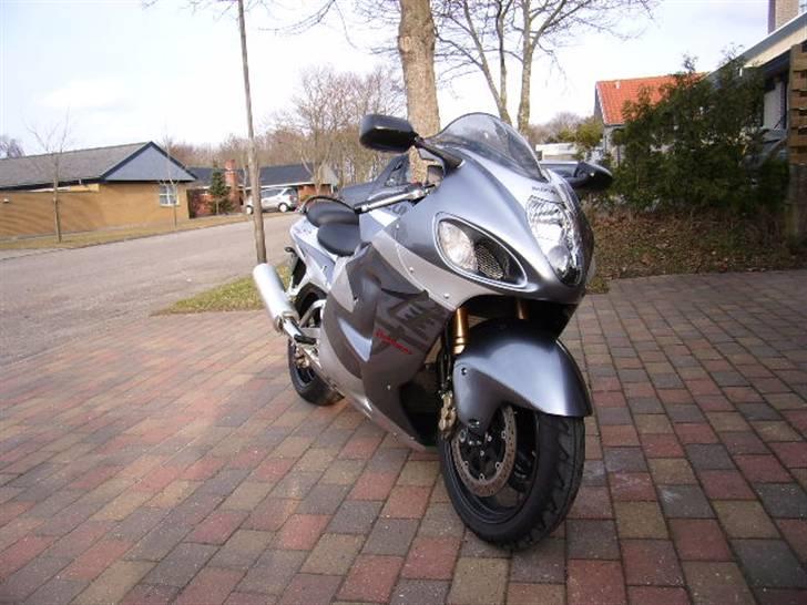 Suzuki Hayabusa (solgt) billede 2
