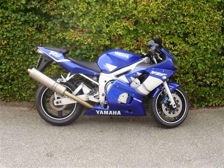Yamaha R6 billede 4