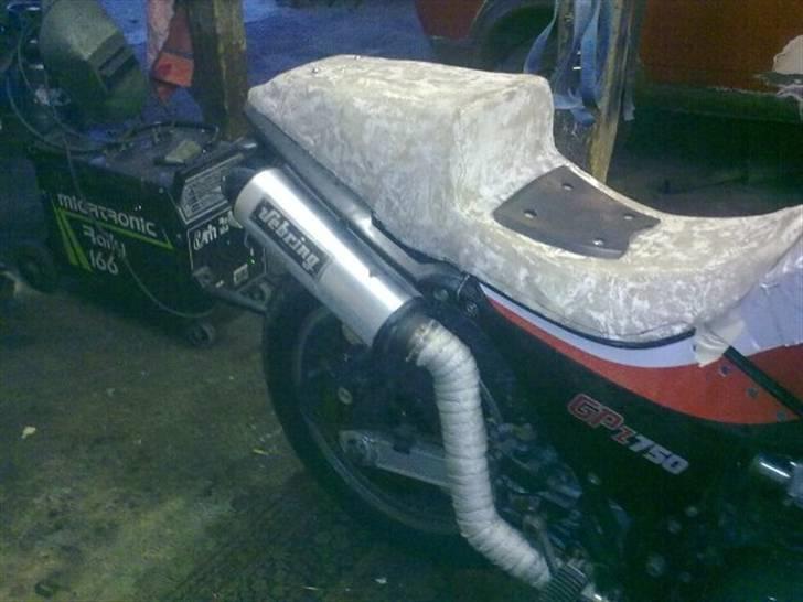 Kawasaki gpz 750 projekt  billede 8