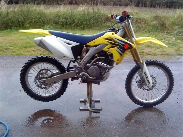 Suzuki RM-Z 250 billede 1