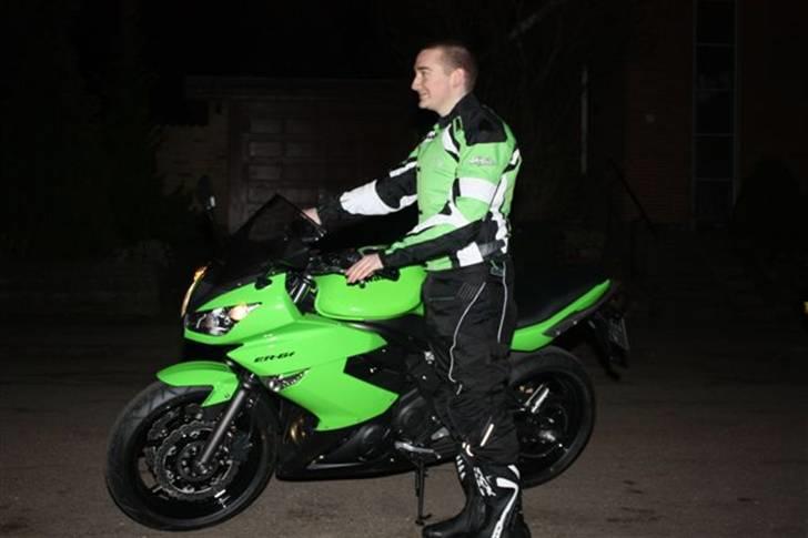 Kawasaki ER 6-f (solgt) - Lige da jeg havde fået den :) billede 2