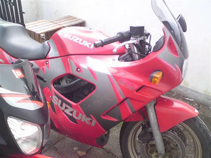 Suzuki GSX 600F SOLGT billede 10