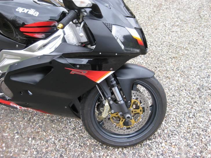 Aprilia RSV 1000 R "Solgt" billede 19