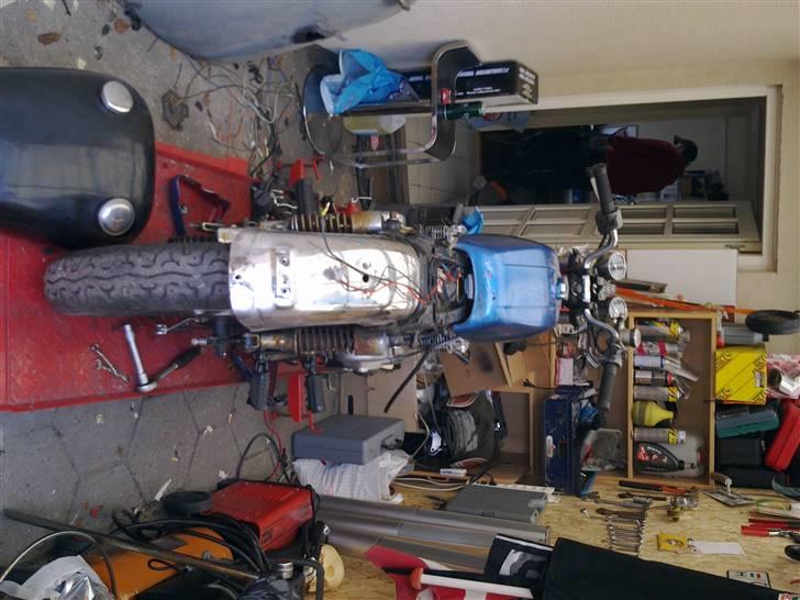 Honda cb 400 F SOLGT billede 9