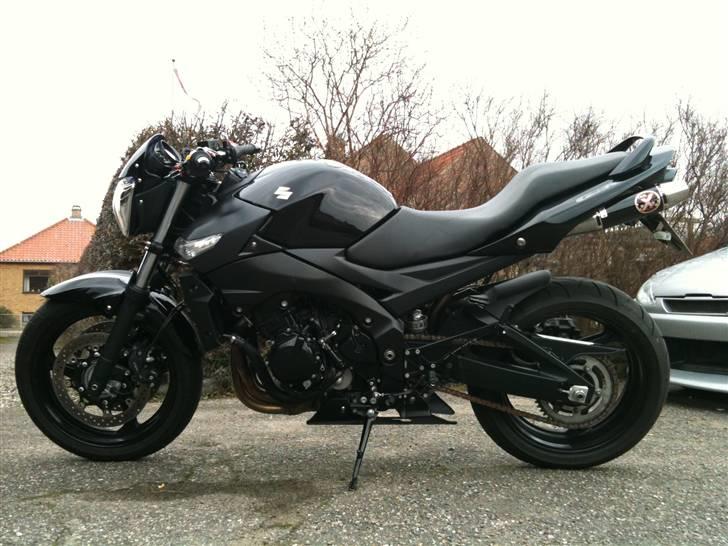 Suzuki GSR 600 K8 *Totalskadet*  billede 11