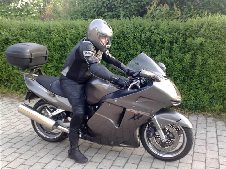 Honda CBR 1100xx Blackbird billede 3