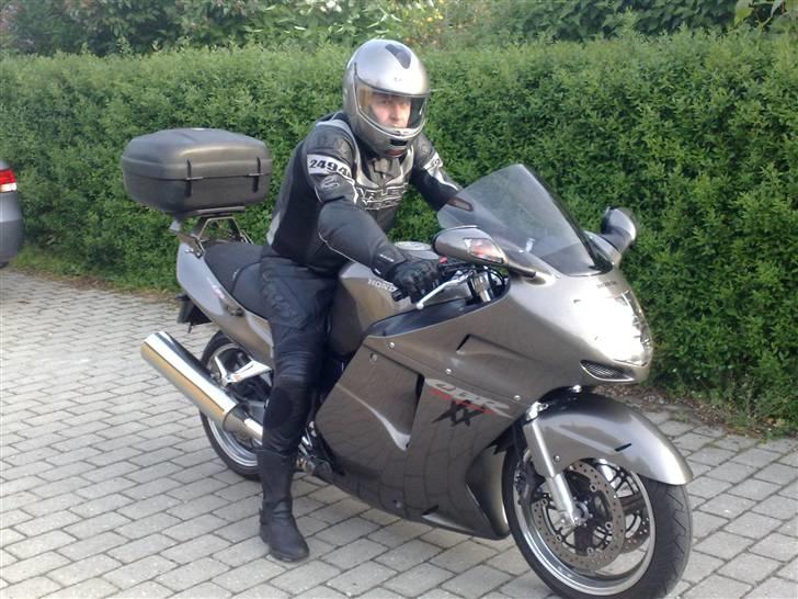 Honda CBR 1100xx Blackbird billede 4