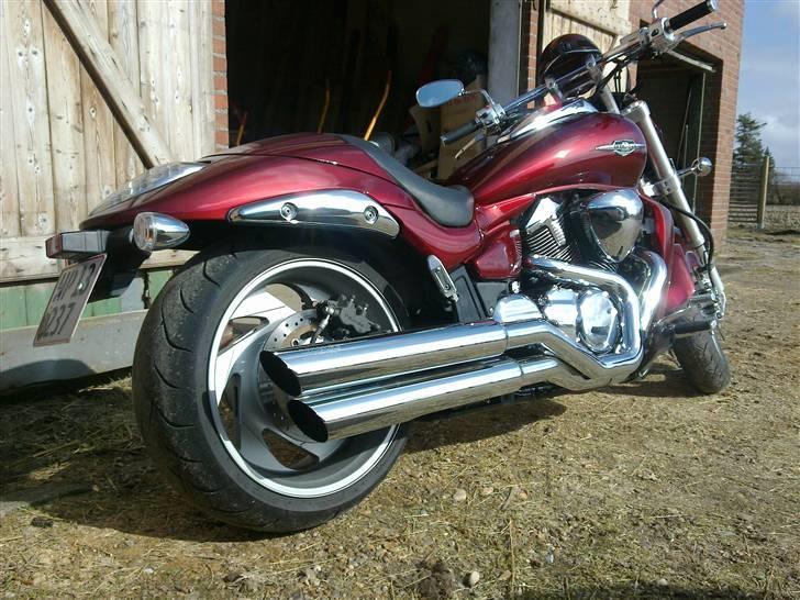 Suzuki vzr 1800 solgt billede 13