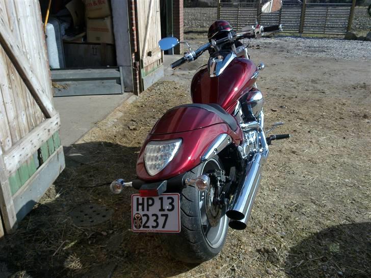 Suzuki vzr 1800 solgt billede 14