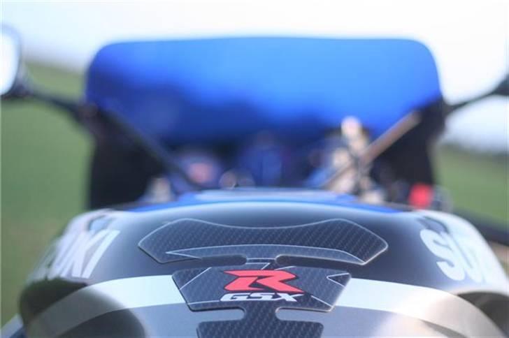 Suzuki gsxr 750 W (Solgt) billede 3