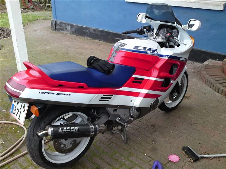 Honda CBR 1000 F SC 24(solgt) billede 2