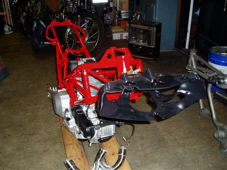 Ducati Monster 900 (916) billede 9