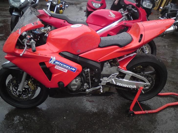 Honda cbr 600RR SOLGT billede 15