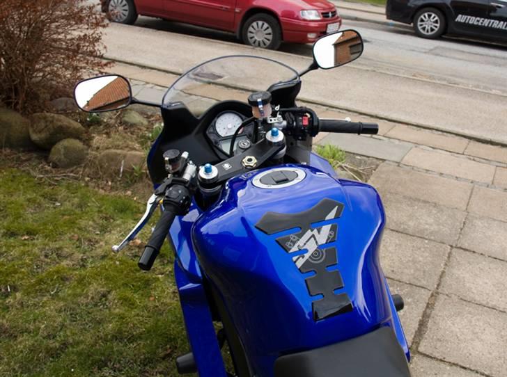 Suzuki SV1000S K7 LE billede 10