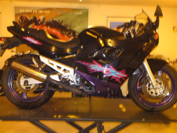 Suzuki gsx 600 f SOLGT billede 3