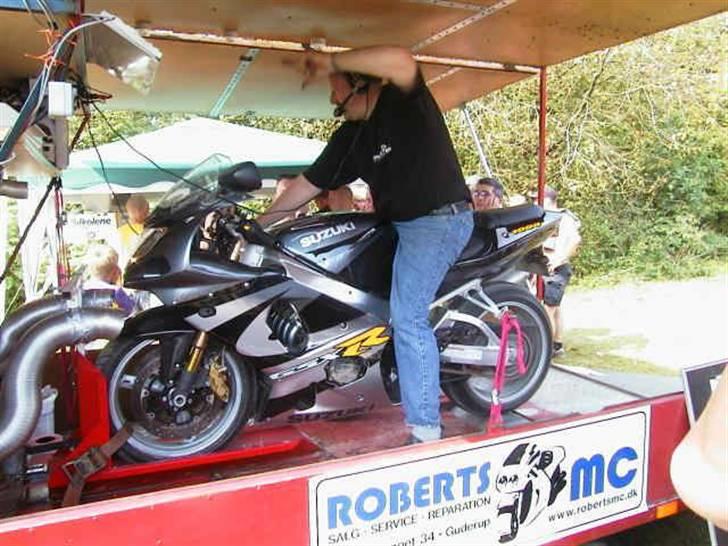 Suzuki gsxr1000 k1 billede 7