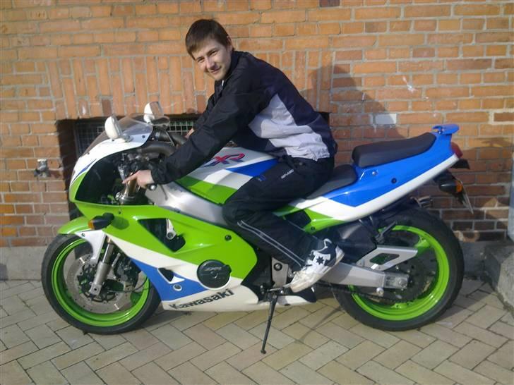 Kawasaki zxr 400 billede 3