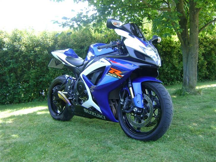 Suzuki Gsxr 750 K7  Solgt billede 8
