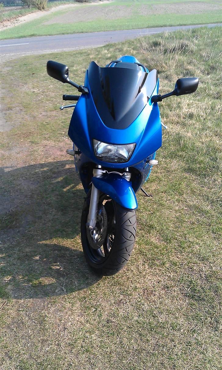 Suzuki RF 600 R "Solgt" billede 2