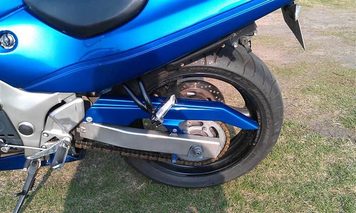 Suzuki RF 600 R "Solgt" billede 13